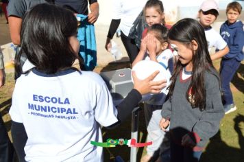 Foto - 1ª COLONIA DE FÉRIAS PROMOVIDA PELA PREFEITURA MUNICIPAL É UM SUCESSO EM PEDRINHAS PAULISTA COM MAIS DE 100 ATIVIDADES RECREATIVAS.