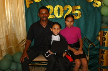 Foto - FORMATURA EMEI FRANCESCO ROMANO 2025.