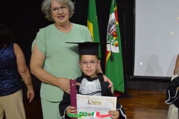 Foto - FORMATURA DOS ALUNOS DA EMEI. FRANCESCO ROMANO.