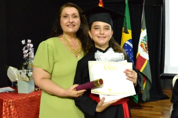 Foto - FORMATURA 5ª ANO EMEF. PROF. CLOVIS MANFIO 2025.