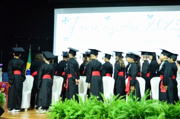 Foto - FORMATURA 5ª ANO EMEF. PROF. CLOVIS MANFIO 2025.