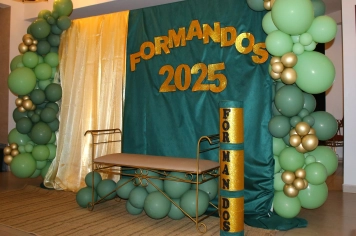 Foto - FORMATURA 5ª ANO EMEF. PROF. CLOVIS MANFIO 2025.