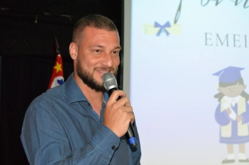 Foto - FORMATURA EMEI FRANCESCO ROMANO 2025.