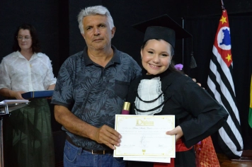 Foto - FORMATURA 5ª ANO EMEF. PROF. CLOVIS MANFIO 2025.