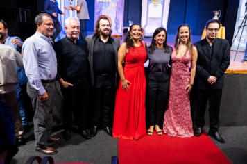 Foto - CINE TEATRO EM PEDRINHAS PAULISTA É PALCO DE ESPETÁCULO DE ÓPERA “NESSUN DORMA”.