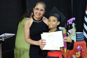 Foto - FORMATURA 5ª ANO EMEF. PROF. CLOVIS MANFIO 2025.