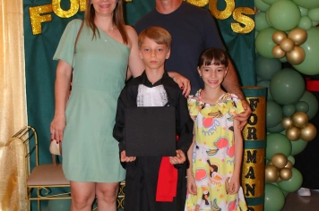 Foto - FORMATURA 5ª ANO EMEF. PROF. CLOVIS MANFIO 2025.