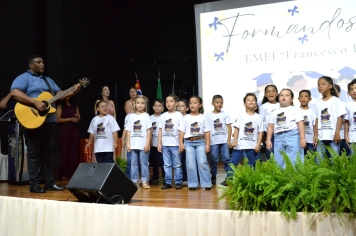 Foto - FORMATURA EMEI FRANCESCO ROMANO 2025.