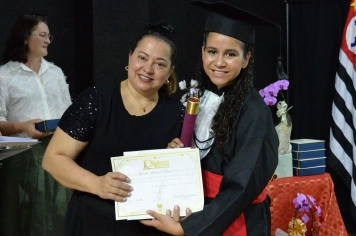 Foto - FORMATURA 5ª ANO EMEF. PROF. CLOVIS MANFIO 2025.