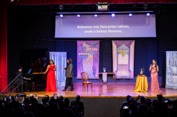 Foto - CINE TEATRO EM PEDRINHAS PAULISTA É PALCO DE ESPETÁCULO DE ÓPERA “NESSUN DORMA”.