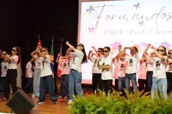 Foto - FORMATURA 5ª ANO EMEF. PROF. CLOVIS MANFIO 2025.
