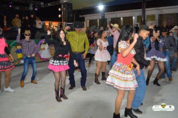 Foto - PREFEITURA MUNICIPAL REALIZA FESTA JUNINA DA ESCOLA CLOVIS MANFIO 2023.