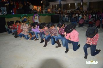 Foto - PREFEITURA MUNICIPAL REALIZA FESTA JUNINA DA ESCOLA CLOVIS MANFIO 2023.