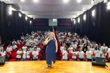 PREFEITURA REALIZA AÇÃO PARA A CONSCIENTIZAÇÃO DO COMBATE AO BULLYING NAS ESCOLAS.