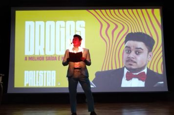 PREFEITURA MUNICIPAL REALIZA PALESTRA CONTRA AS DROGAS. 