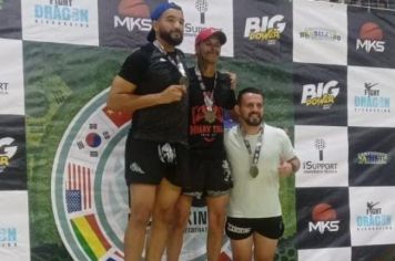 ATLETAS DE PEDRINHAS SE DESTACAM EM CAMPEONATO PAULISTA DE KICKBOXING E SE CLASSIFICAM PARA O CAMPEONATO BRASILEIRO.