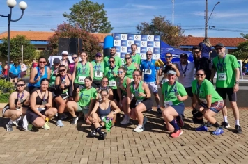 EQUIPE PEDRINHAS RUNNERS SE DESTACA E CONQUISTA DIVERSOS TROFÉUS E PRÊMIO DE 3ª MAIOR EQUIPE.