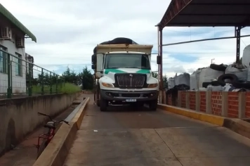 PREFEITURA DE PEDRINHAS PAULISTA REALIZA AÇÃO DE COLETA E DESTINAÇÃO DE PNEUS INSERVÍVEIS.