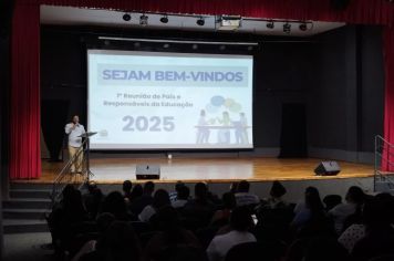 PREFEITURA REALIZA PRIMEIRA REUNIÃO DE PAIS E RESPONSÁVEIS PARA O ANO LETIVO DE 2025.