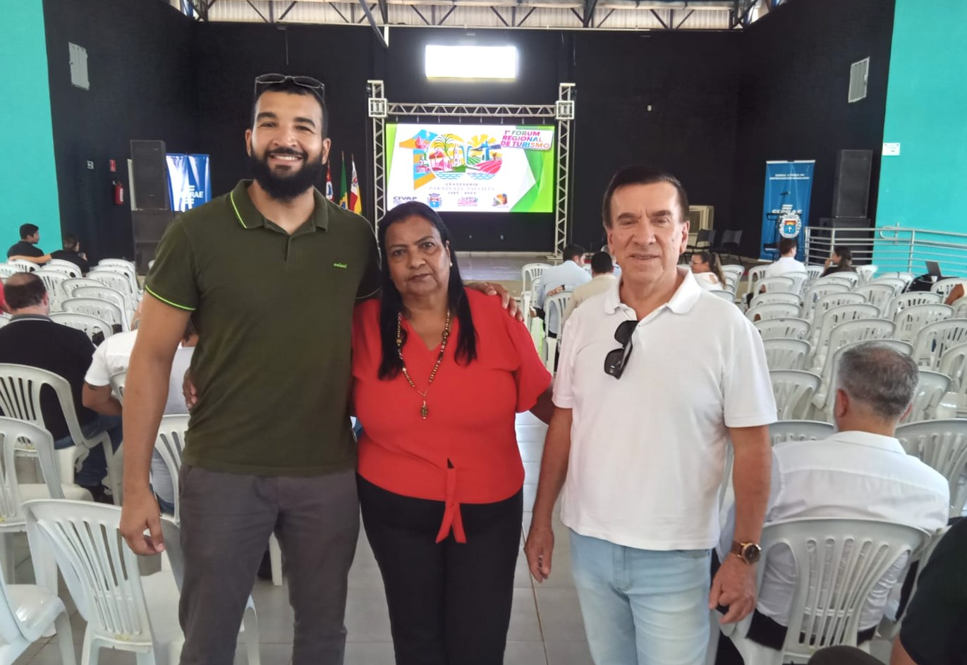 REPRESENTANTES DE PEDRINHAS PAULISTA PARTICIPAM DO 1º FORUM REGIONAL DE TURISMO.